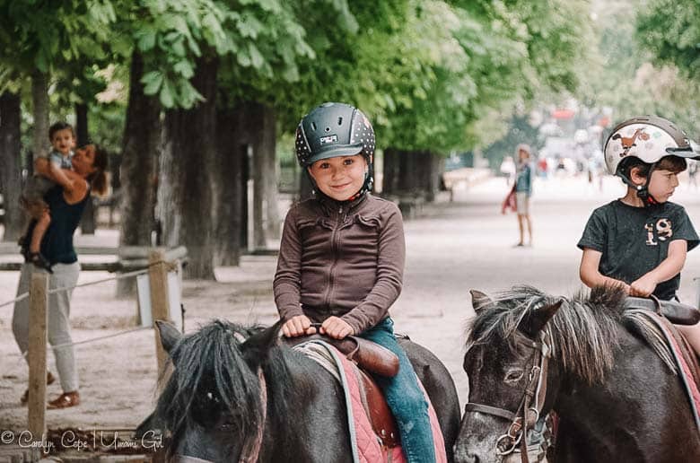 Pony Ride II Paris | Umami Girl 780