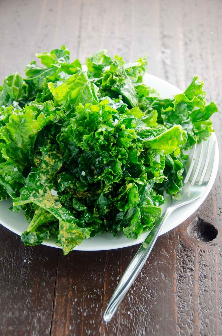 Massaged Kale Salad with Nutritional Yeast (Vegan) Umami Girl