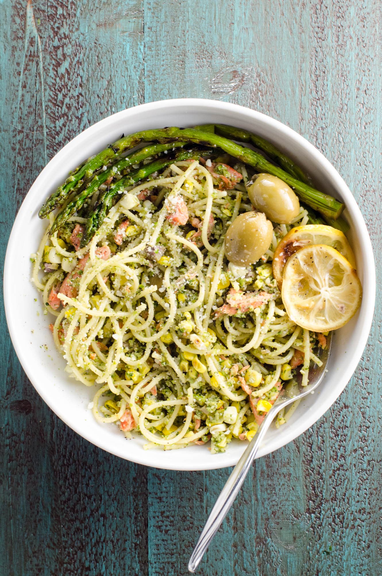Summer Pasta with Pesto, Grilled Salmon and Corn | Umami Girl1330 x 2008