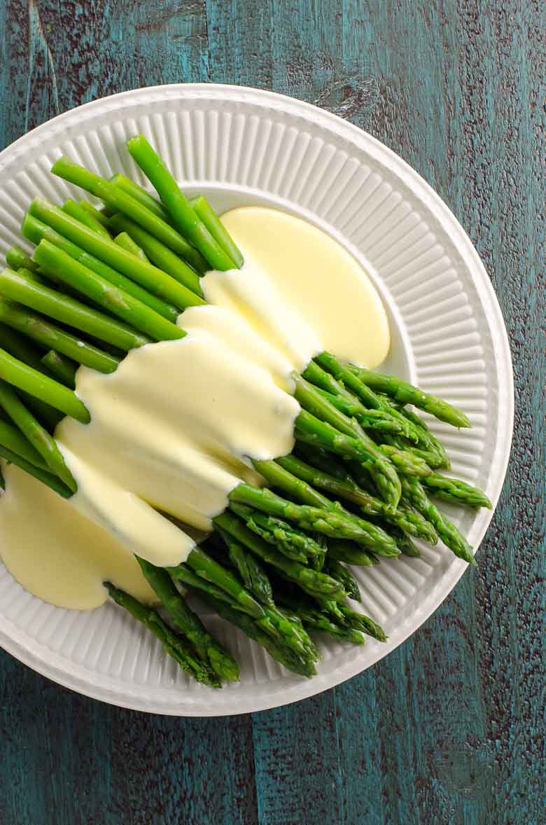 Blender Hollandaise Sauce - Amy Learns to Cook