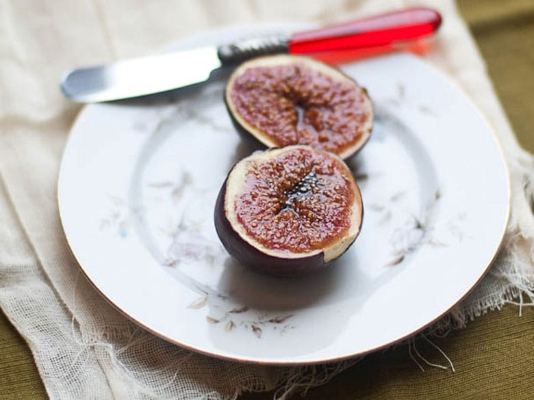 Broiled Figs Recipe with Honey and Vanilla 780 2