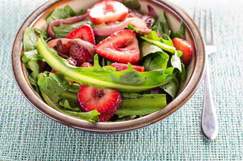 Dandelion Salad with Balsamic Strawberries and Onions 780 | Umami Girl-2