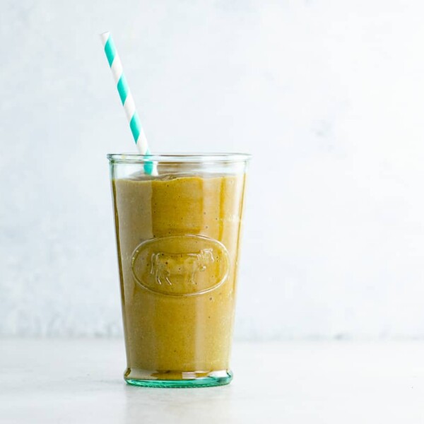 healthy pumpkin spice smoothie