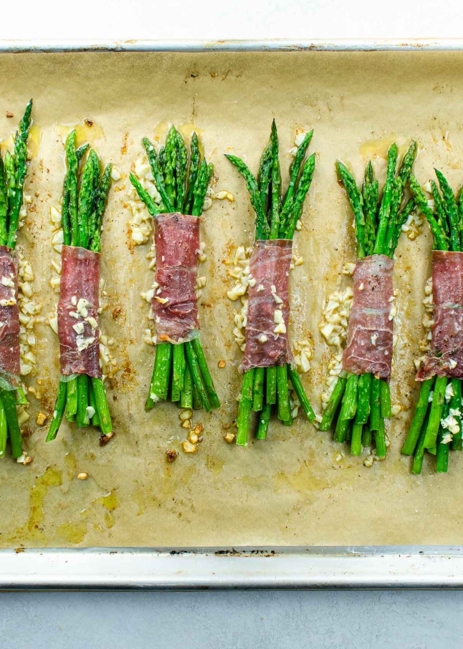 Asparagus Bundles Wrapped in Prosciutto Umami Girl