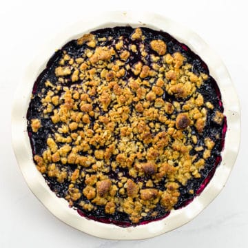 blueberry crisp in a deep dish pie plate