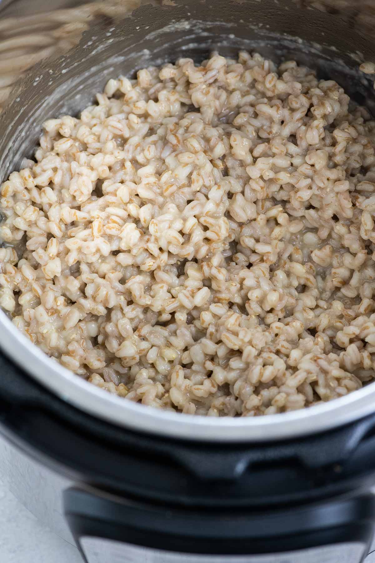 cooked farro in an instant po