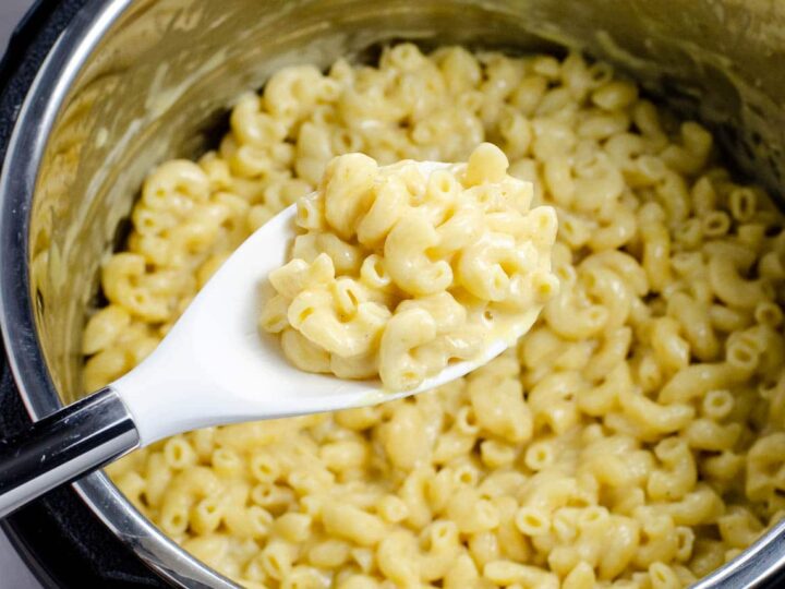 instant pot mac and cheese with a serving spoon