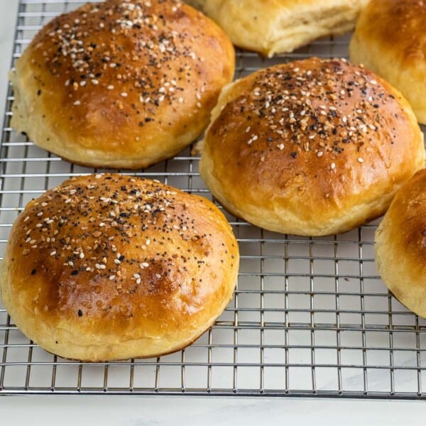 potato buns on a cooling rack