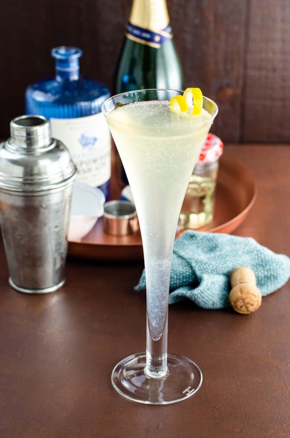 Soixante Quinze Gin Champagne Cocktail (French 75) Umami Girl