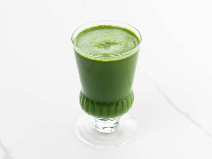 Kale juice in a glass